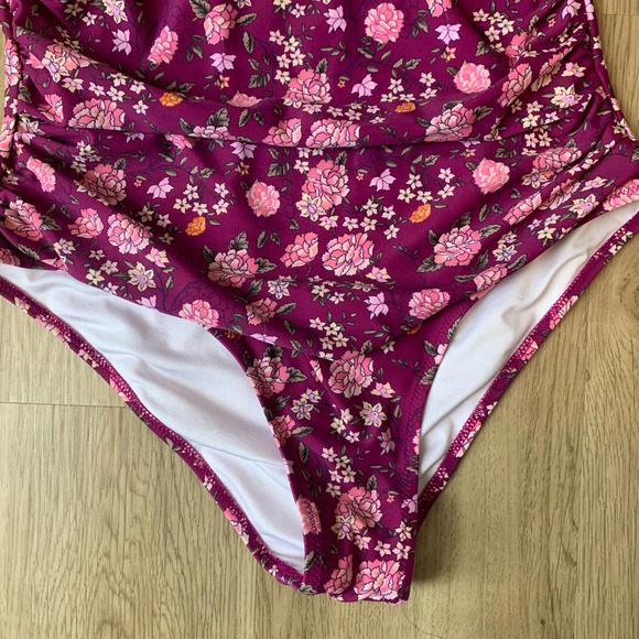 Cupshe One-piece Swimsuit Floral Swim - Picture 7 of 15